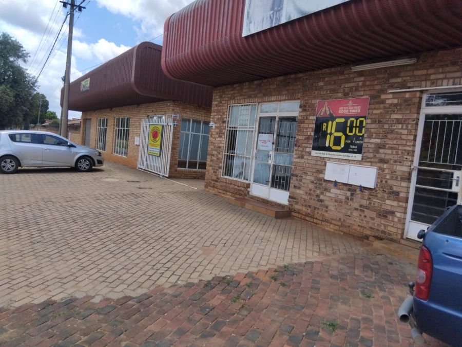 Commercial Property for Sale in La Hoff North West